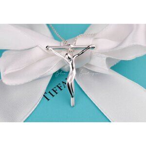 Tiffany & Co. Cross Necklace Elsa Peretti Crucifix Pendant in Silver 21mm